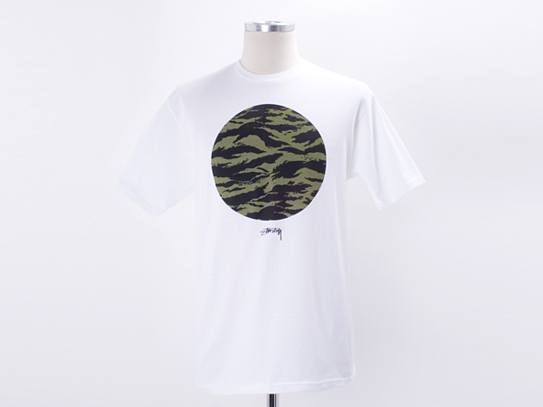 Stussy camo discount tee